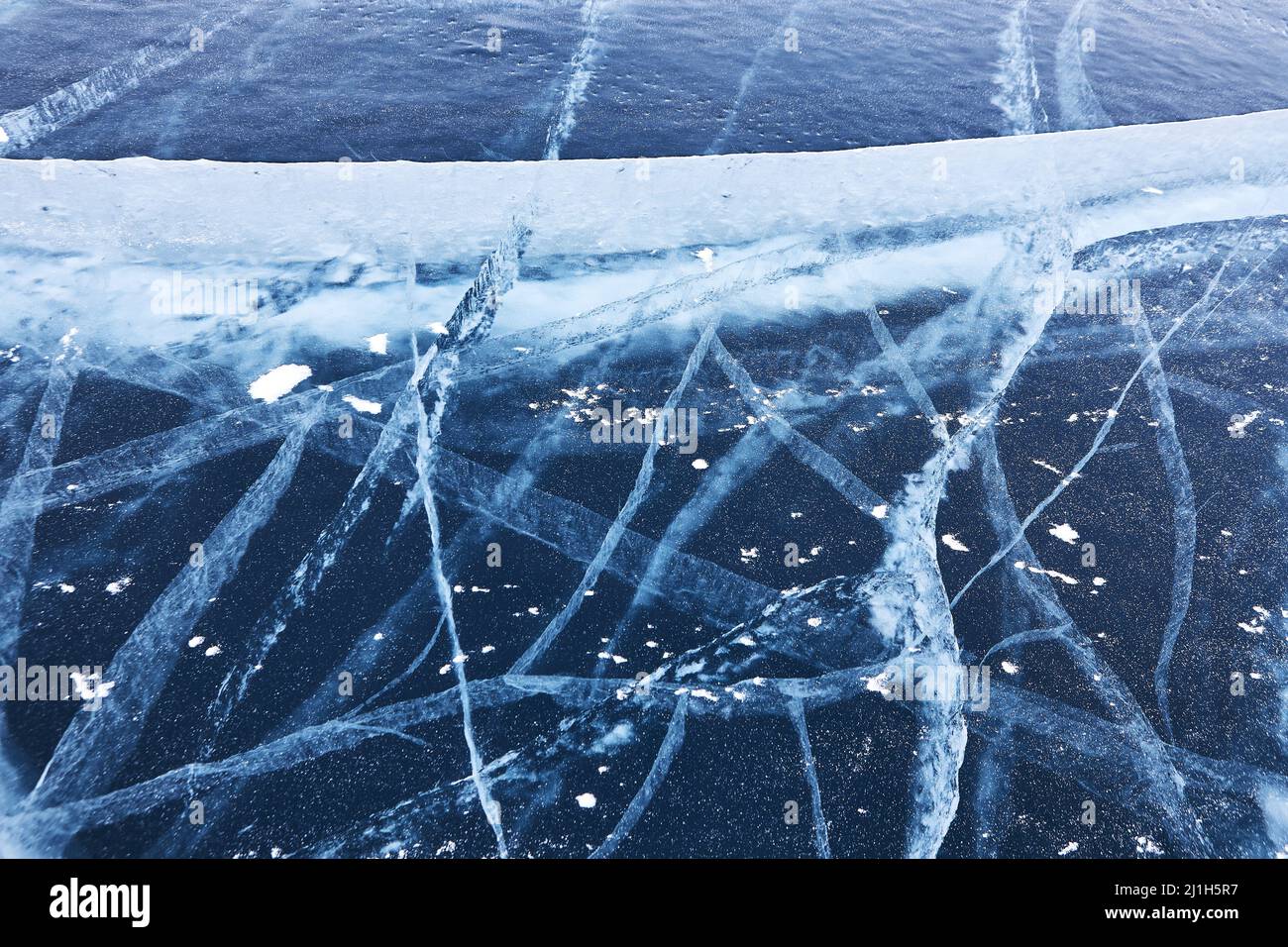 Incredibile schema di ghiaccio sul lago Baikal Foto Stock