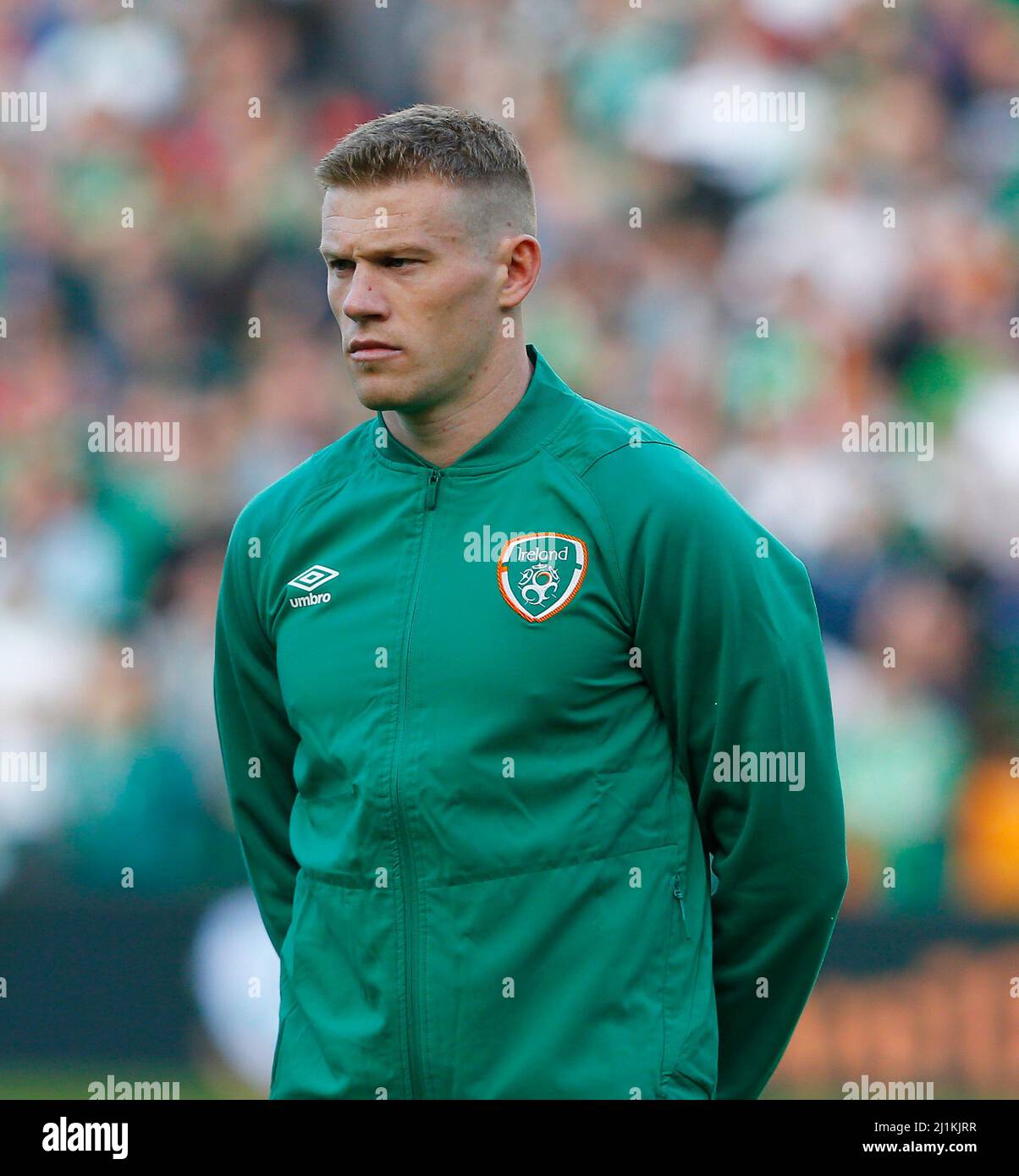 Aviva Stadium, Dublino, Irlanda. 26th Mar 2022. International football friendly, Repubblica d'Irlanda contro il Belgio; James McClean d'Irlanda durante la partita di football nazionale belga inno credito: Action Plus Sports/Alamy Live News Foto Stock