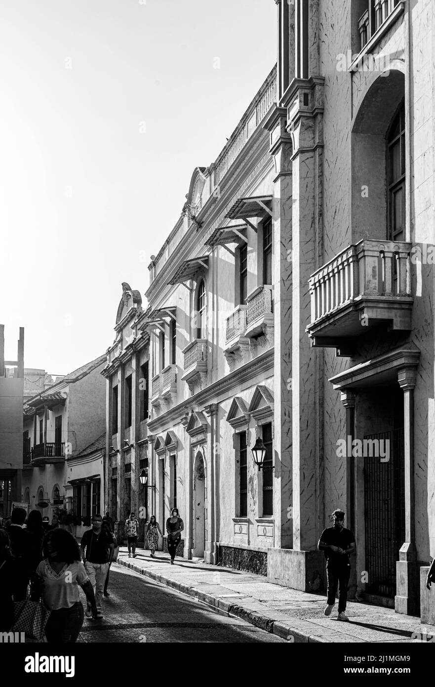 Scena stradale nel centro storico della città, Cartagena de Indias, Colombia. Foto Stock