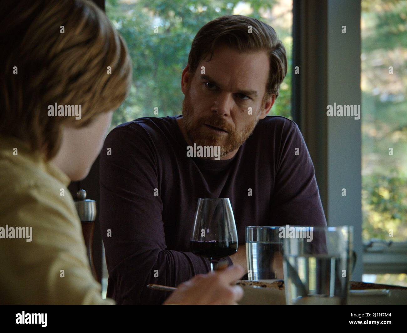 MICHAEL C. HALL IN JOHN AND THE HOLE (2021), DIRETTO DA PASCUAL SISTO. Credit: Mutressa Movies / 3311 Productions / Album Foto Stock