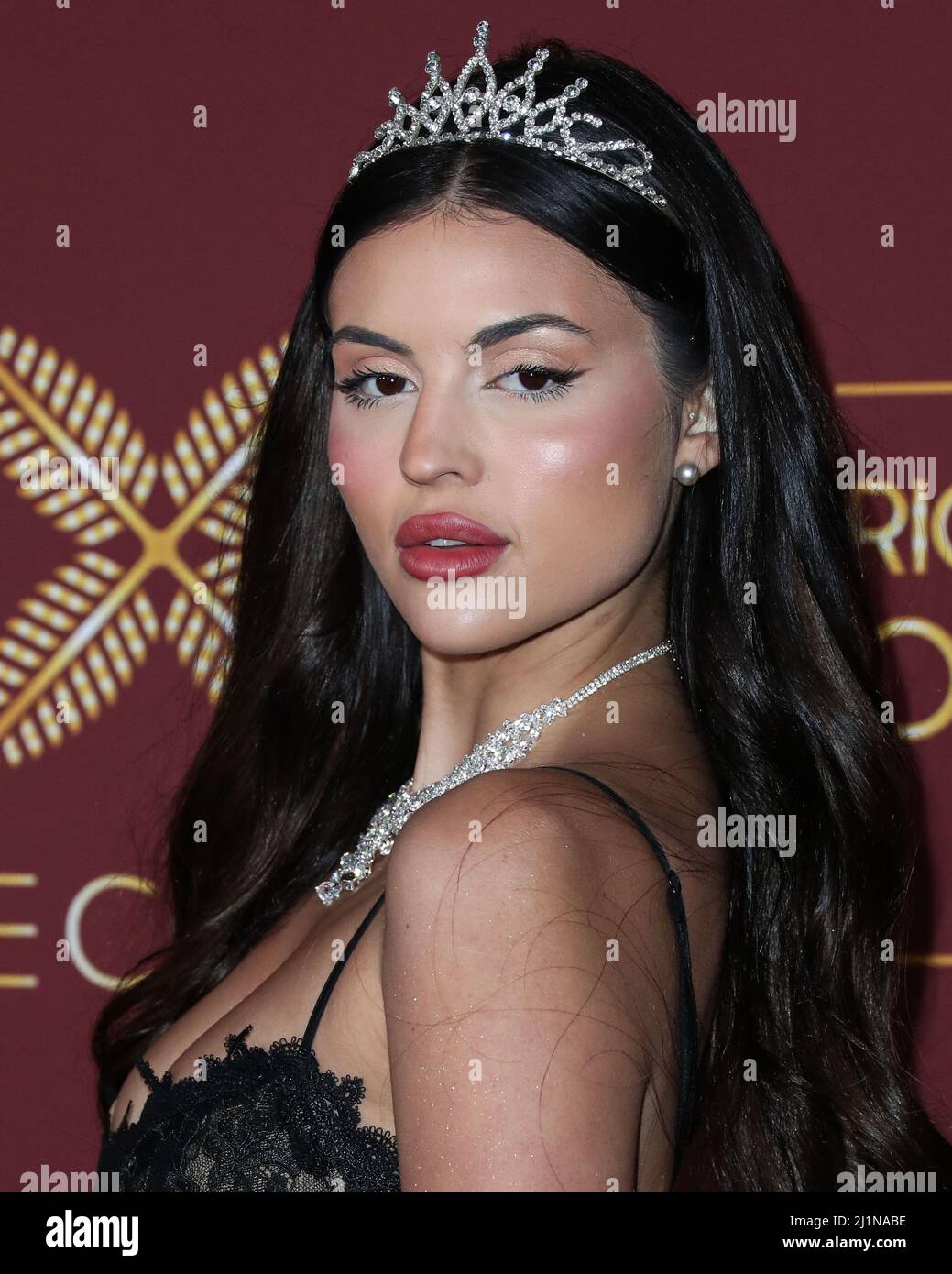 BEL AIR, LOS ANGELES, CALIFORNIA, USA - MARZO 26: Holly Scarfone arriva al Darren Dzienciol e Richie Akiva Oscar Party 2022 tenuto in una residenza privata il 26 Marzo 2022 a Bel Air, Los Angeles, California, Stati Uniti. (Foto di Xavier Collin/Image Press Agency) Foto Stock