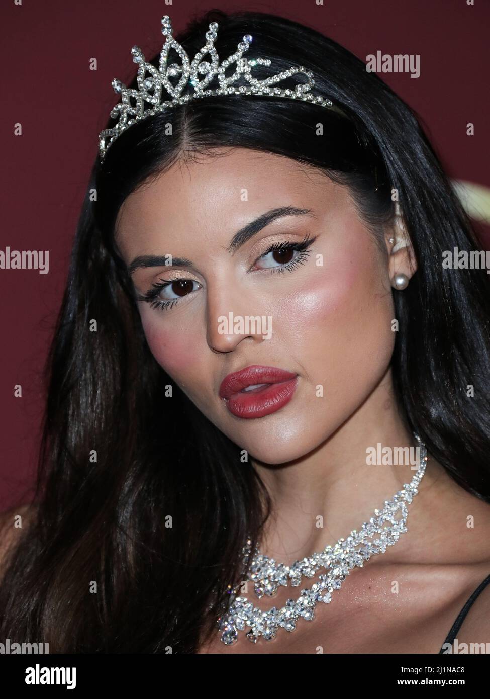 BEL AIR, LOS ANGELES, CALIFORNIA, USA - MARZO 26: Holly Scarfone arriva al Darren Dzienciol e Richie Akiva Oscar Party 2022 tenuto in una residenza privata il 26 Marzo 2022 a Bel Air, Los Angeles, California, Stati Uniti. (Foto di Xavier Collin/Image Press Agency) Foto Stock