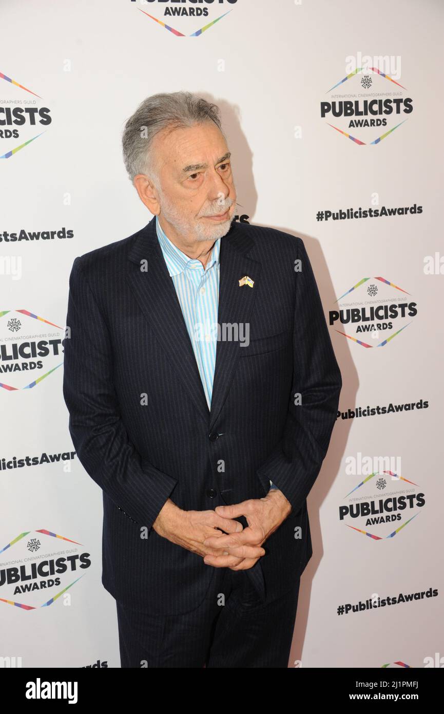 Francis Ford Coppola indossa una spilla Ucraina alla Guild of Guild, pubblicista della Guild International Cinematographer a Los Angeles 3.25.2022, foto di Nadja Sayej Foto Stock