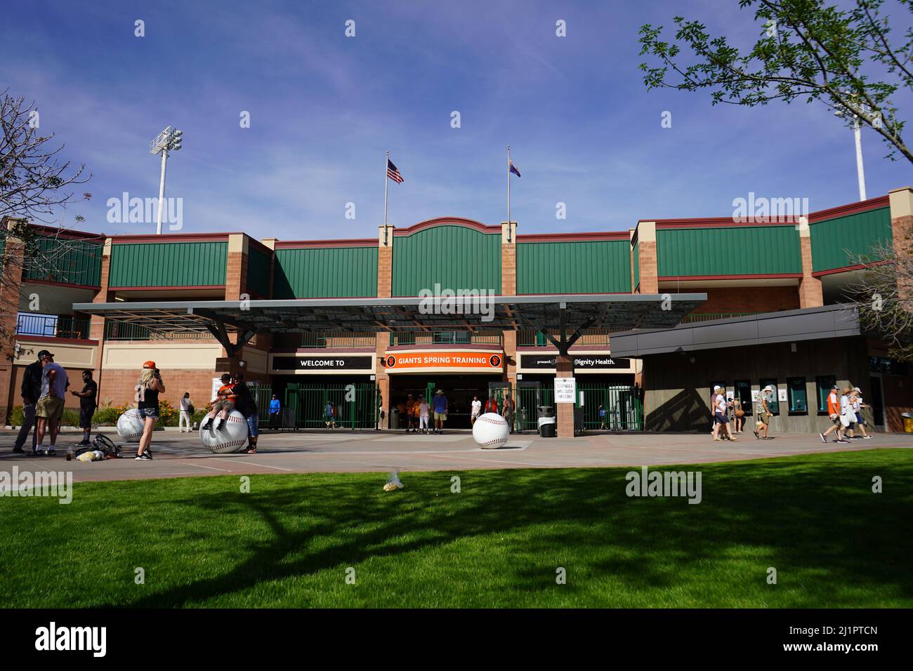 Esterno dello Scottsdale Stadium con botteghino durante una partita primaverile di baseball della MLB venerdì 25 marzo 2022, allo Scottsdale Stadium di Scottsdale, Arizona (Scott Finkelmeyer/Image of Sport) Foto Stock