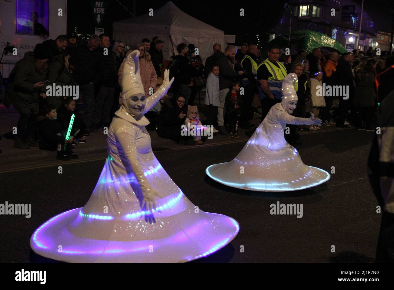 Intrattenimento di strada all'Harwich illuminare Festival 2022 a Harwich in Essex Foto Stock