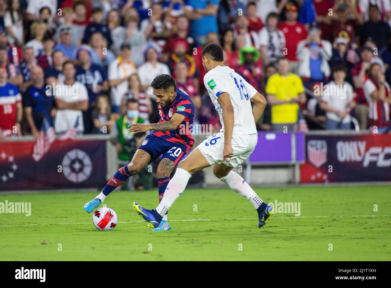 Orlando, Florida, Stati Uniti. 27 marzo 2022: Gli Stati Uniti avanzano Jesus Ferreira (20) lavora per superare la difesa di Panama durante la partita di qualificazione della Coppa del mondo FIFA 2022 tra Panama e USMNT Orlando, FL. USA sconfigge Panama dal 5 al 1. Jonathan Huff/CSM. Credit: CAL Sport Media/Alamy Live News Foto Stock