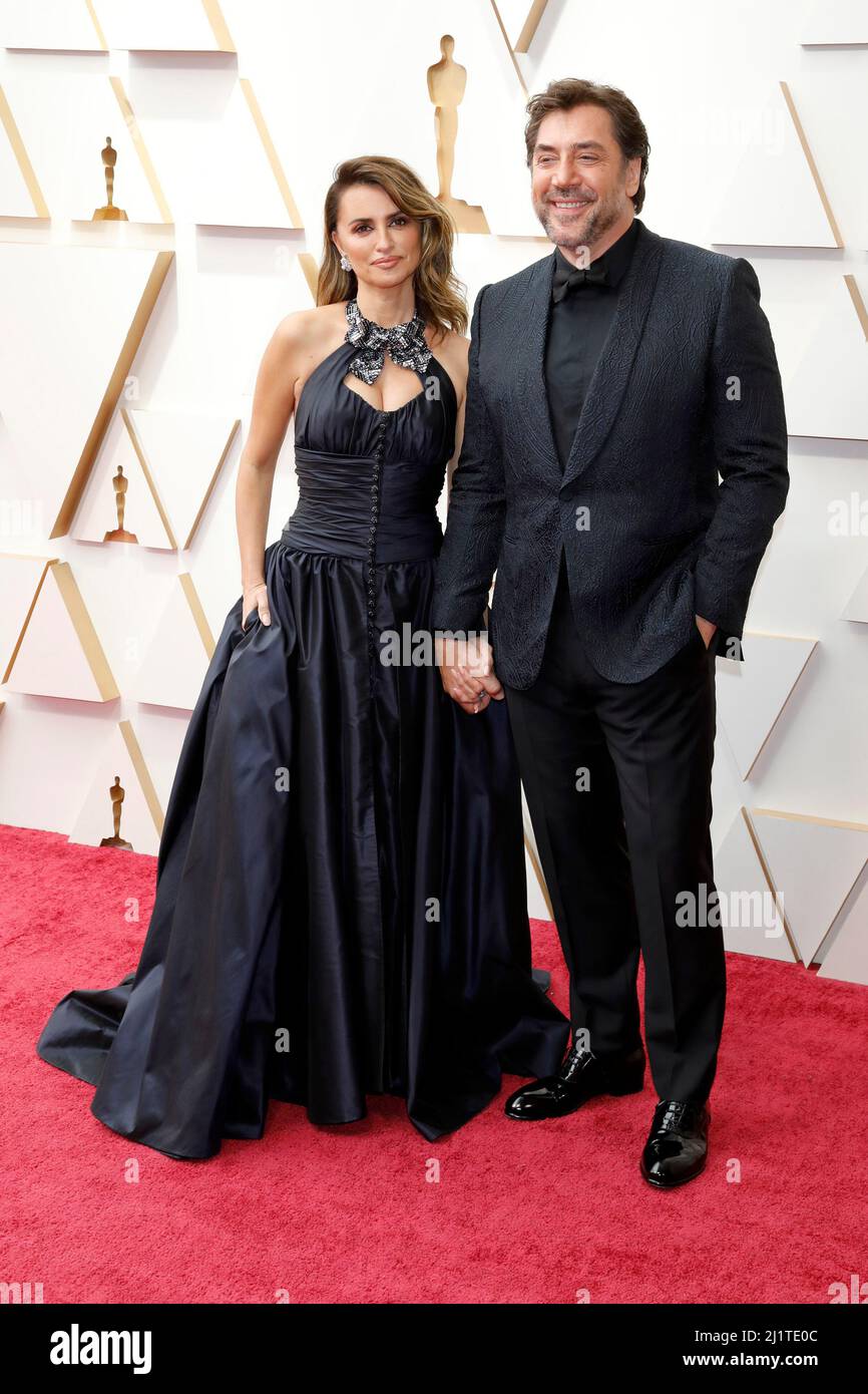 28 marzo 2022, Los Angeles, CA, Stati Uniti d'America: LOS ANGELES - 27 MARZO: Penelope Cruz, Javier Bardem al 94th Academy Awards al Dolby Theatre il 27 marzo 2022 a Los Angeles, CA (Credit Image: © Kay Blake/ZUMA Press Wire) Foto Stock