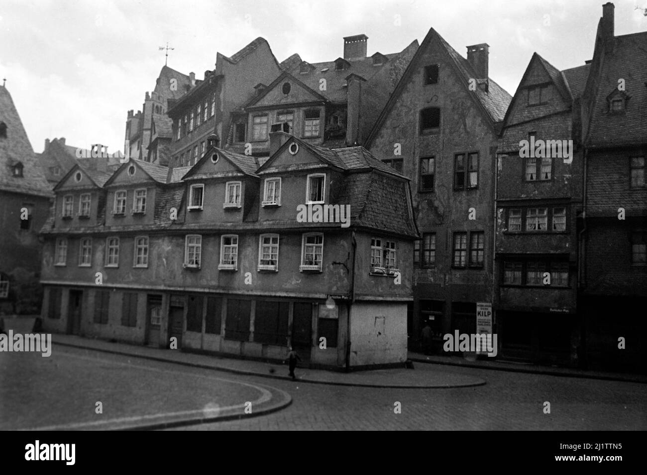 Der Garküchenplatz Hinter dem Frankfurter Dom, späte 1930er Jahre. Cookhouse Square si trova dietro la cattedrale di Francoforte, fine 1930s. Foto Stock