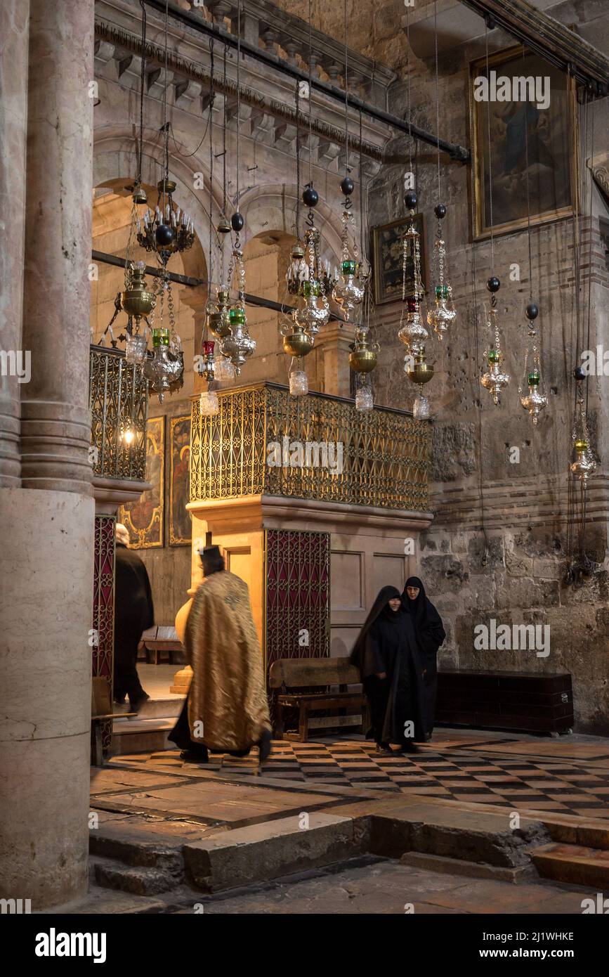 Interno della Chiesa del Santo Sepolcro, quartieri cristiani, Città Vecchia, Gerusalemme, Israele Foto Stock