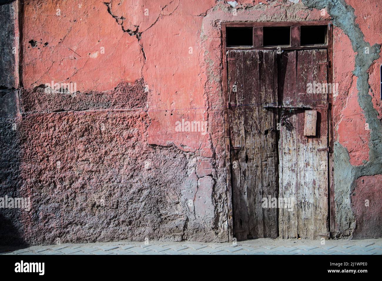 Marrakech, Marocco - 28 febbraio 2022 : porta d'ingresso principale. Foto Stock