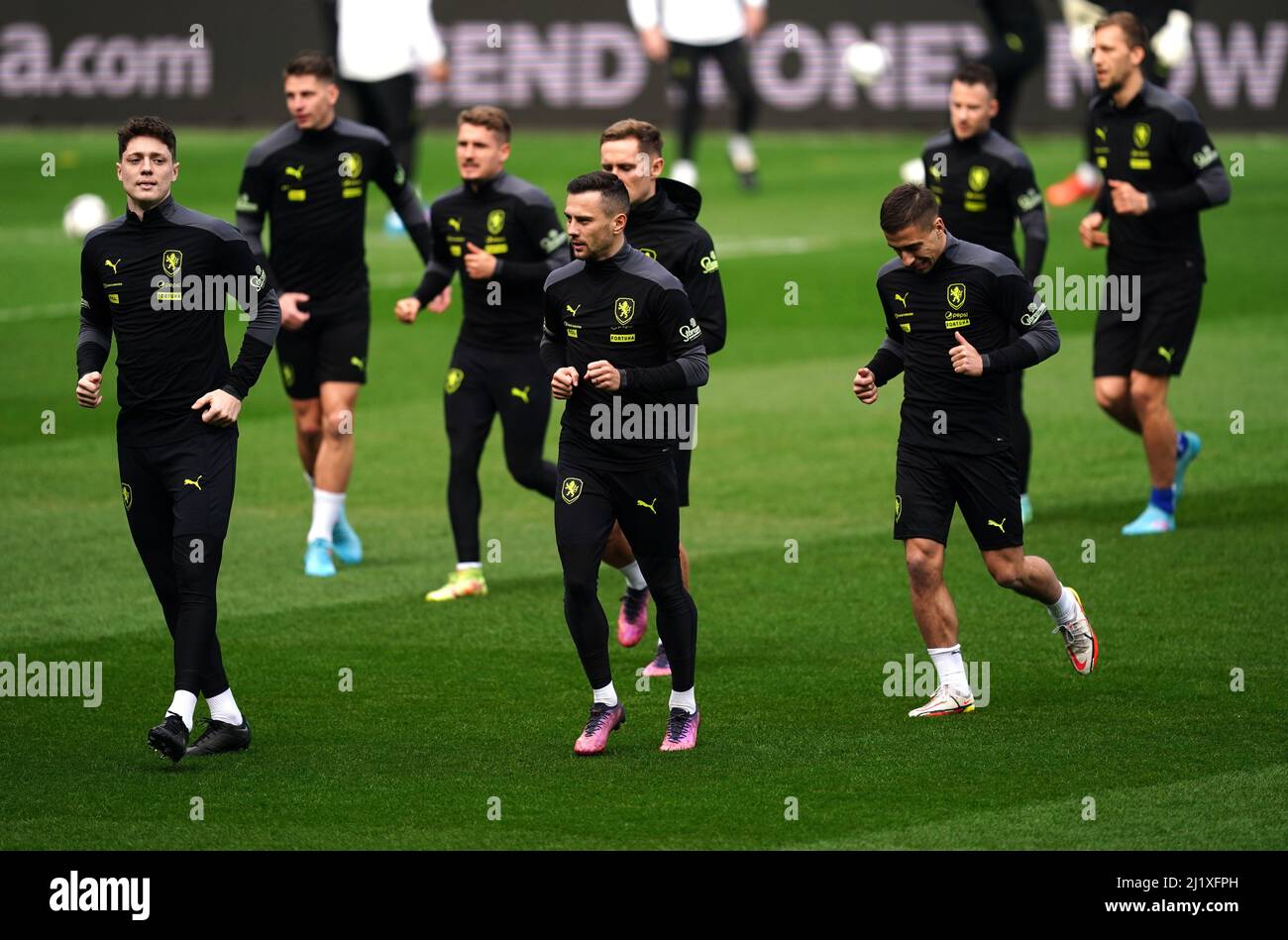 Giocatori della Repubblica Ceca durante una sessione di formazione al Cardiff City Stadium, Cardiff. Data foto: Lunedì 28 marzo 2022. Foto Stock