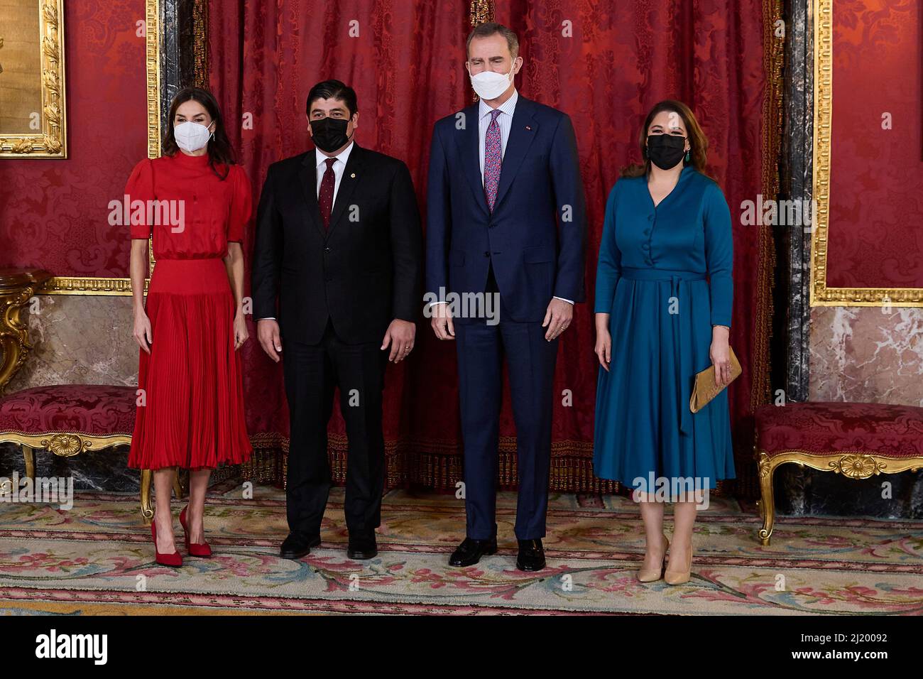 Madrid, Spagna. 28th Mar 2022. (Da L-R) Regina Letizia di Spagna il Presidente della Repubblica di Costa Rica Carlos Alvarado Quesada, Re Felipe VI, Claudia ratles Camargo al Palazzo reale di Madrid. (Foto di Atilano Garcia/SOPA Images/Sipa USA) Credit: Sipa USA/Alamy Live News Foto Stock