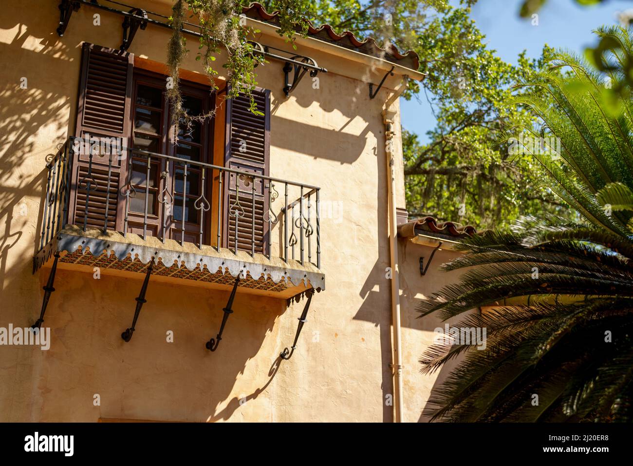 Balcone di una casa in stile villa toscana Foto Stock