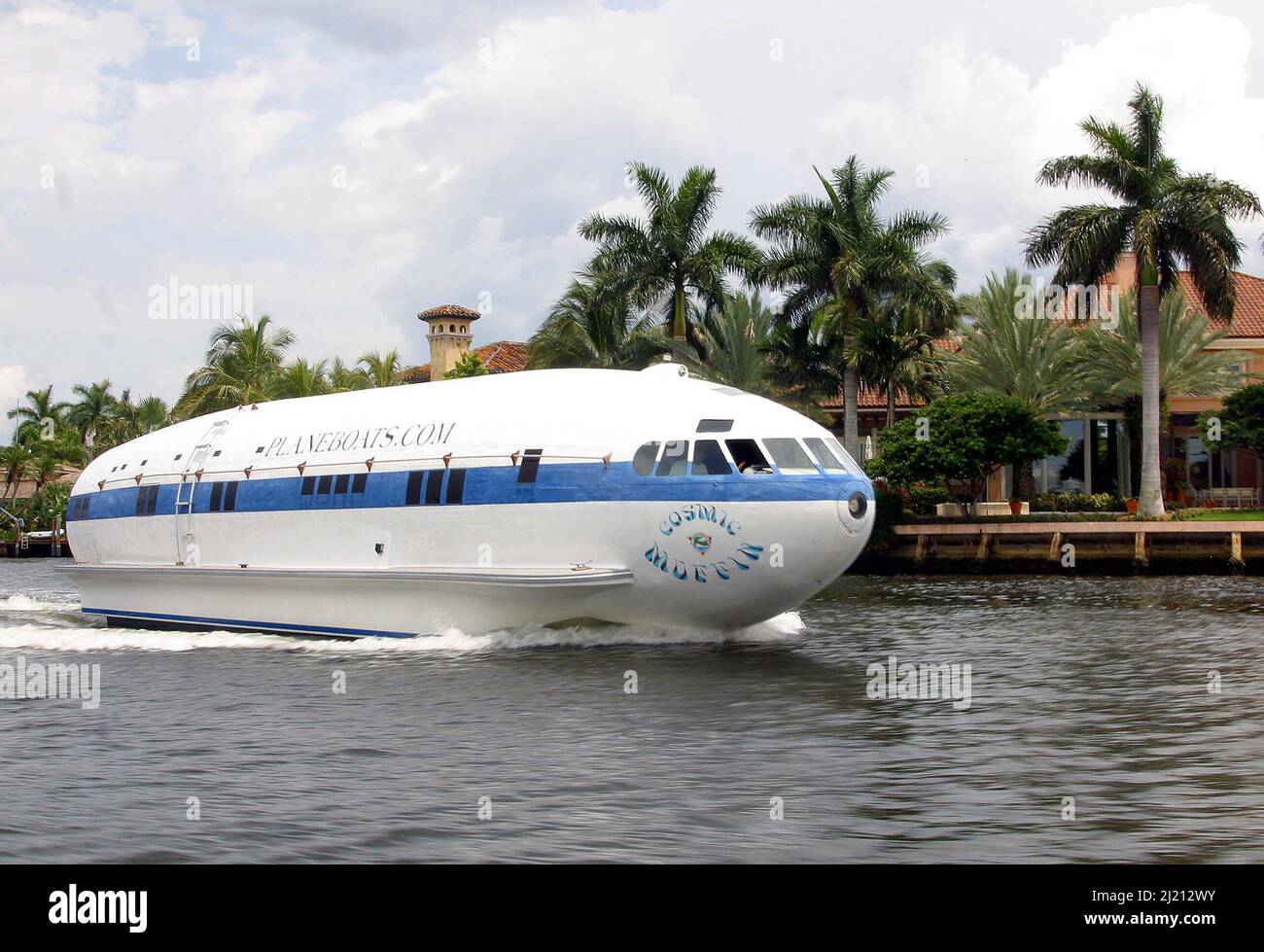 IL MONDO SOLO PLANEBOAT. L'IDROVOLANTE È UN'IMBARCAZIONE REALIZZATA CON UN VELIVOLO TERRESTRE ( BOEING 307 STRATOLINER ) PRECEDENTEMENTE DI PROPRIETÀ DI HOWARD HUGHES.FT. LAUDERDALE.USA. FOTO: GARY ROBERTS Foto Stock