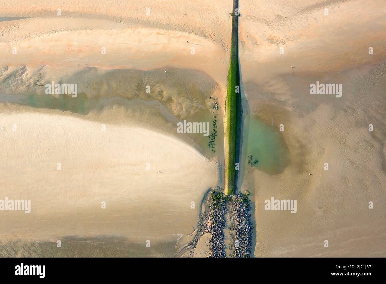 Protezione della costa occidentale del mare del Nord, vista aerea, Belgio, Fiandre Foto Stock