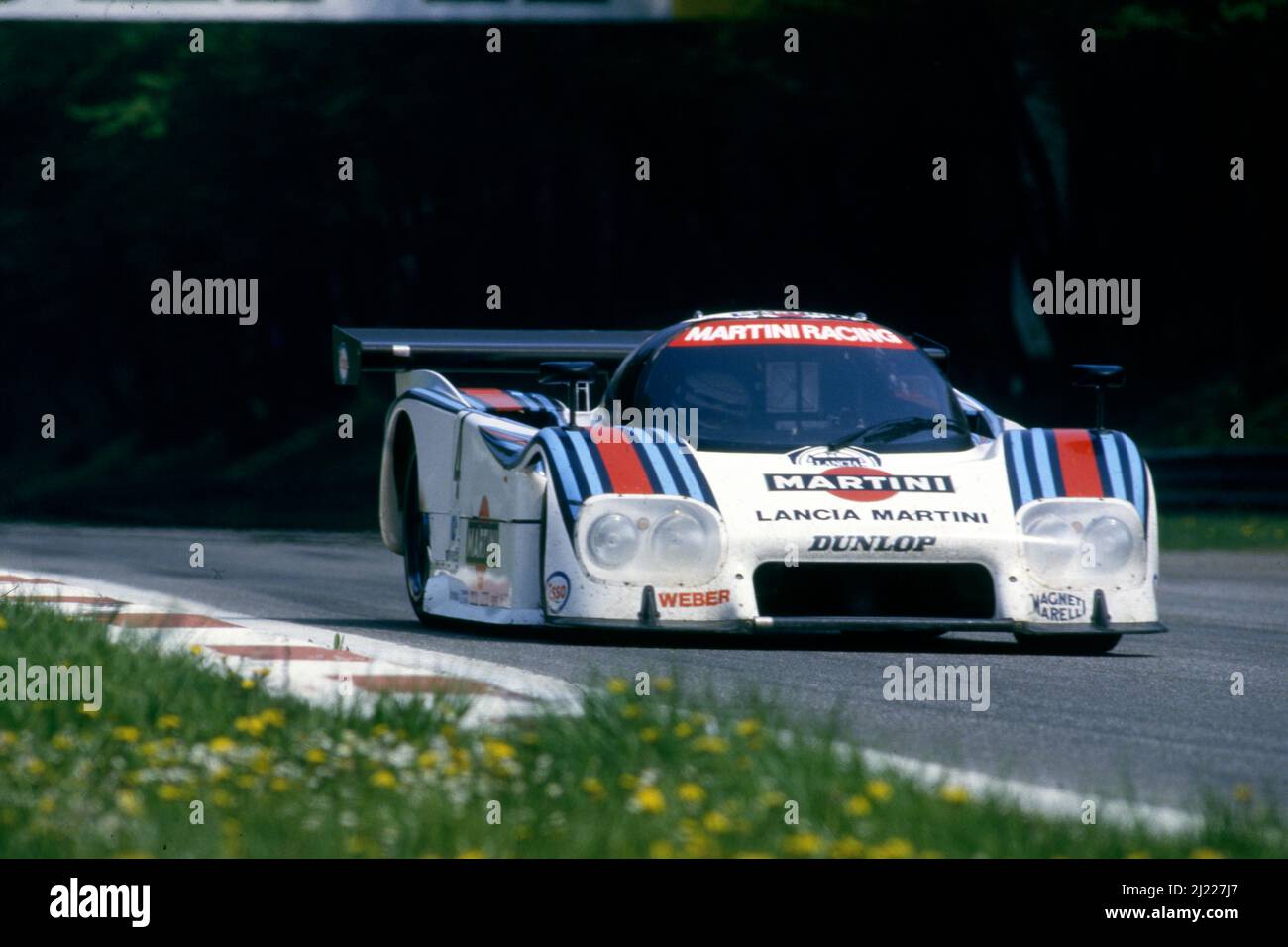 Riccardo Patrese (ITA) Bob Wollek (fra) Lancia LC2 GrC1 Martini Racing Foto Stock