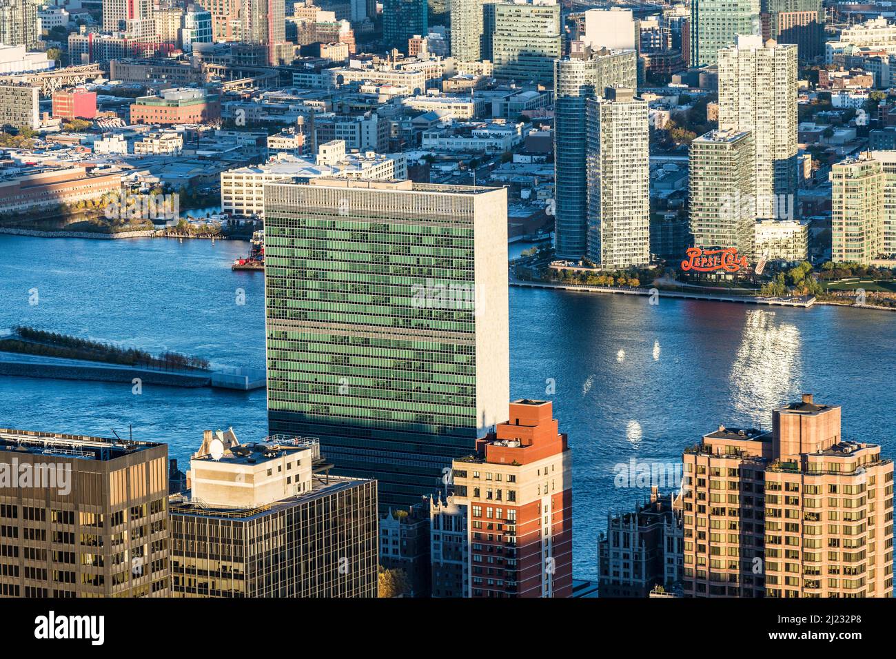 New York, USA - 23 ottobre 2015: Vista della sede delle Nazioni Unite a New York. Foto Stock