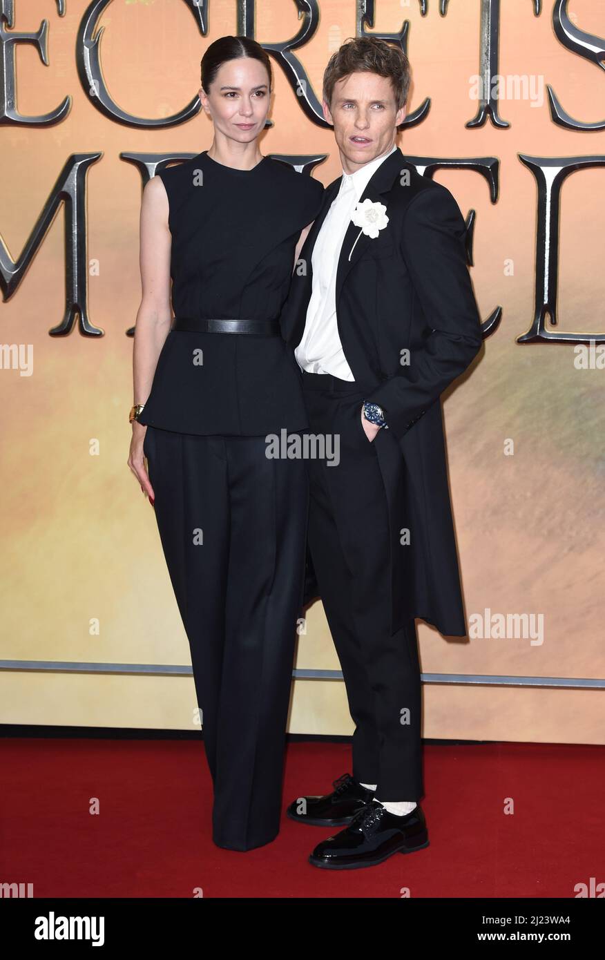 29th marzo 2022, Londra, Regno Unito. Katherine Waterston ed Eddie Redmayne frequentano i segreti delle bestie fantastiche di Dumbledoad Premiere, Royal Festival Hall, Londra. Credit: Doug Peters/EMPICS/Alamy Live News Foto Stock