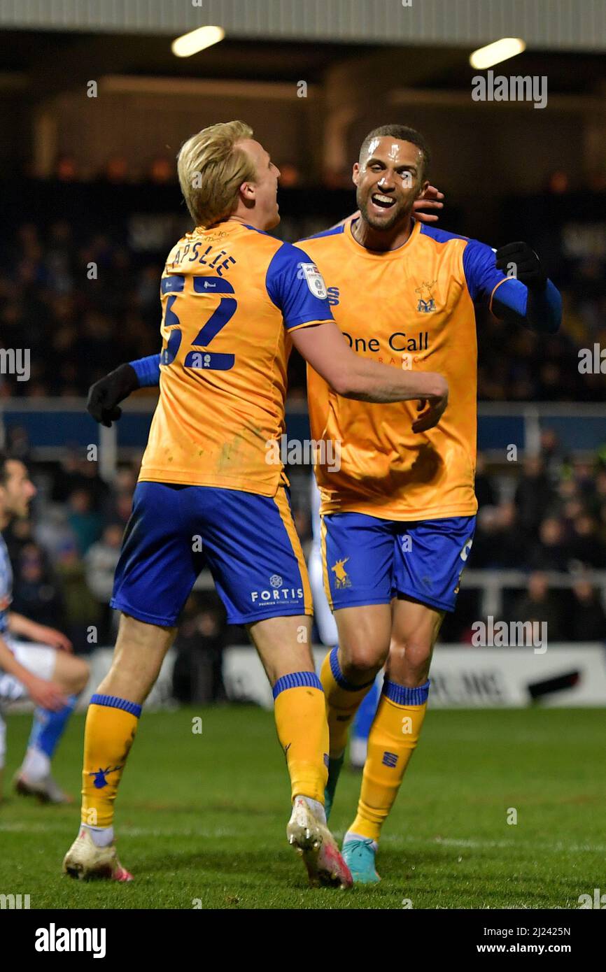Hartlepool, Regno Unito. 29th Mar 2022. HARTLEPOOL, REGNO UNITO. MAR 29th il Jordan Bowery di Mansfield Town celebra il lancio di Mansfield Town questa sera durante la partita della Sky Bet League 2 tra Hartlepool United e Mansfield Town a Victoria Park, Hartlepool martedì 29th marzo 2022. (Credit: Scott Llewellyn | MI News) Credit: MI News & Sport /Alamy Live News Foto Stock