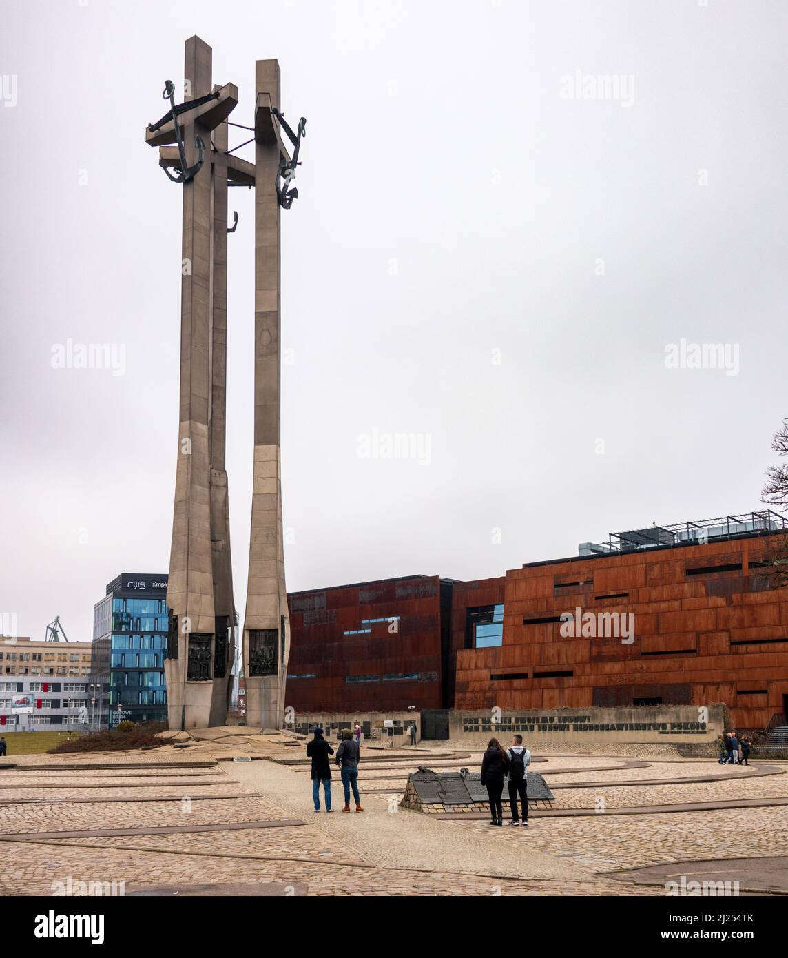 Il Monumento della solidarietà accanto al Museo Gdansk, Polonia Foto Stock