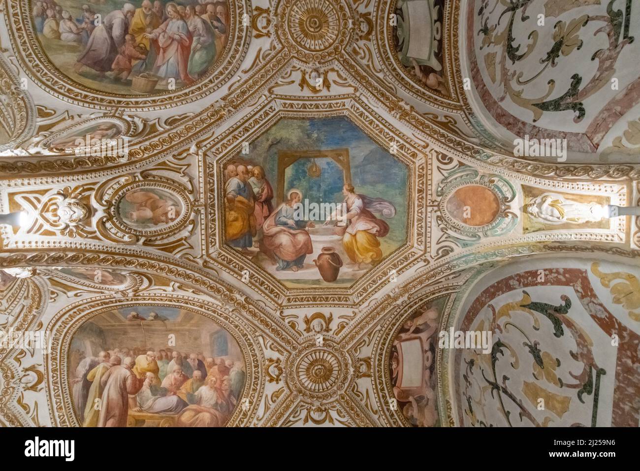 Dipinti che decorano la cripta di San Matteo Foto Stock