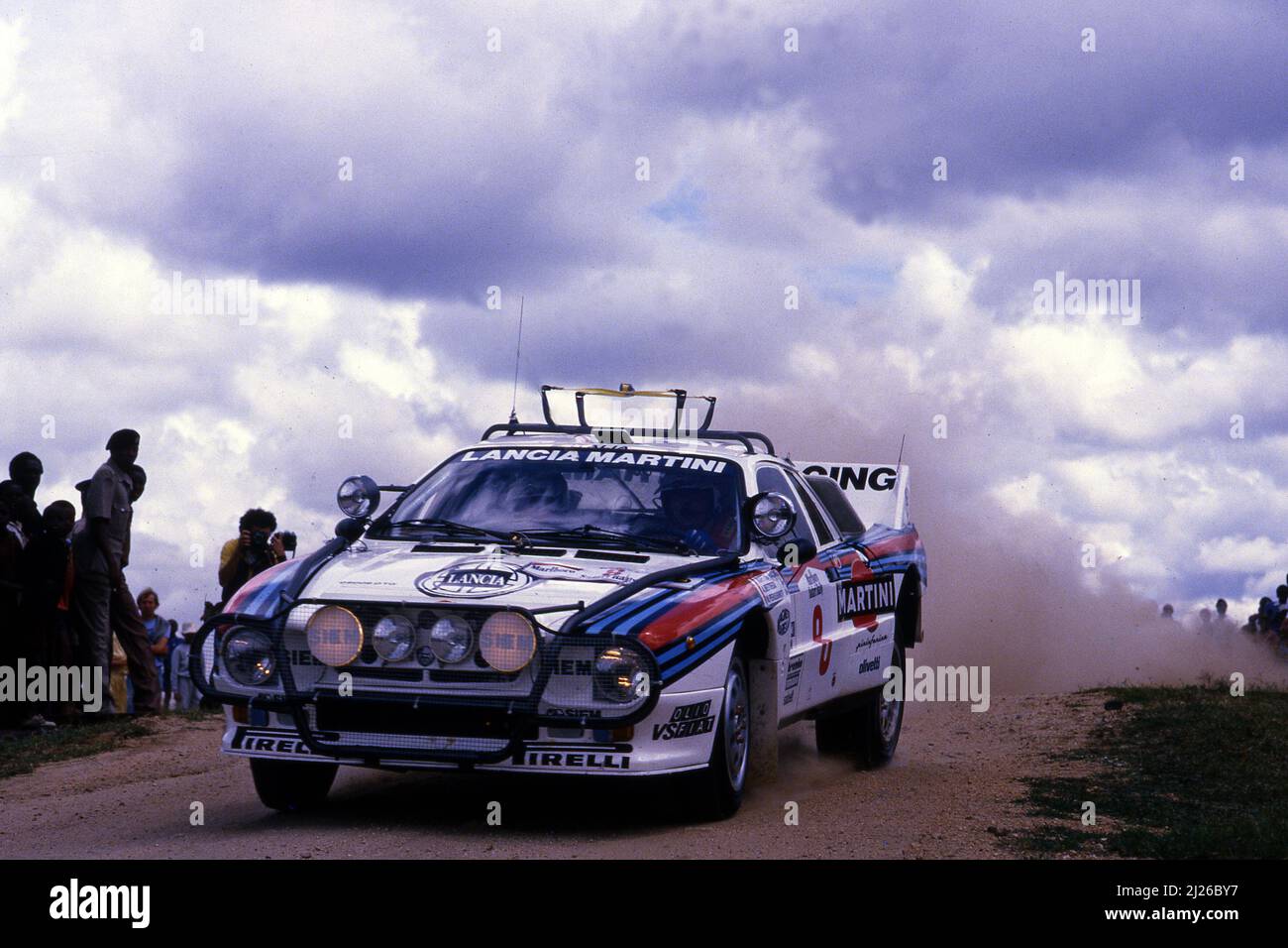 Attilio Bettega (ITA) Maurizio Perissinot (ITA) Lancia Rally 037 GRB Martini Racing Foto Stock