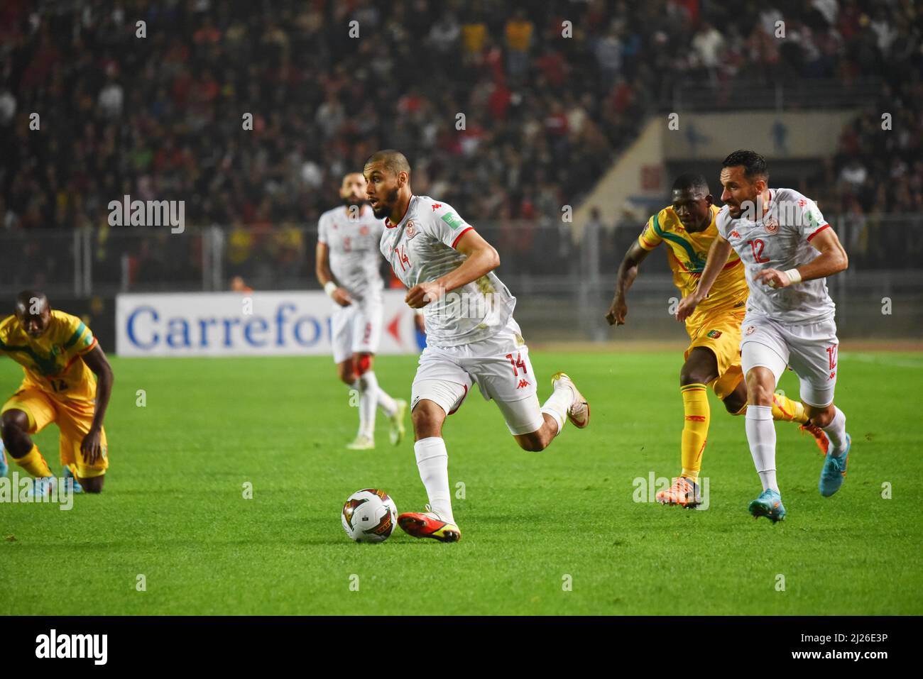 Tunisi, Tunisia. 29th Mar 2022. Issa Bilel AIDOUNI della Tunisia in azione durante la seconda tappa della partita di calcio dei Qualifieri africani della Coppa del mondo del Qatar 2022 tra Tunisia e Mali allo stadio olimpico Hamadi Agrebi nella città di Rades. Punteggio finale prima partita; Tunisia 1:0 Mali, seconda partita; Tunisia 0:0 Mali. (Foto di Jdidi Wassim/SOPA Images/Sipa USA) Credit: Sipa USA/Alamy Live News Foto Stock