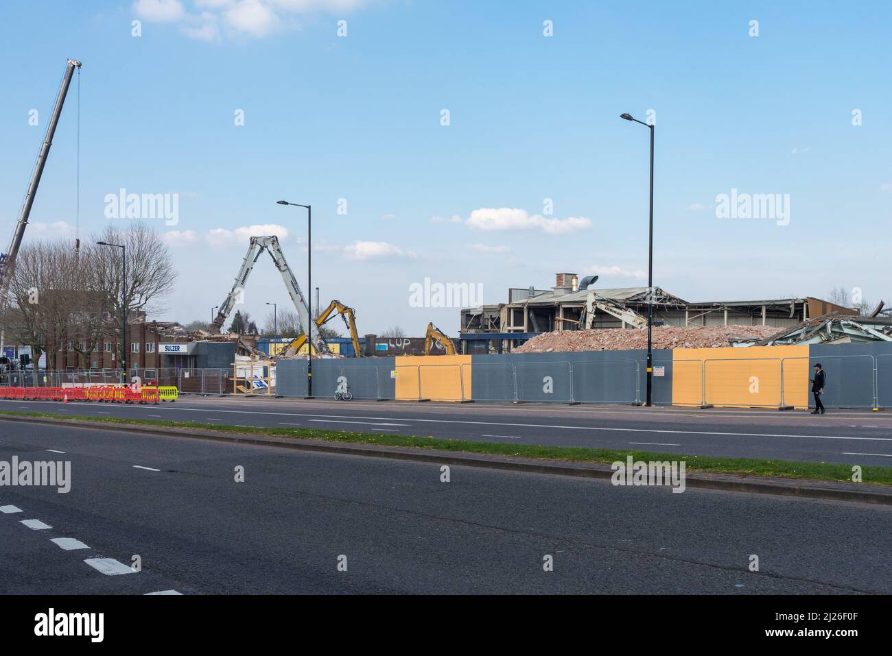 Demolizione di un edificio a Bordesley, Birmingham, Regno Unito Foto Stock
