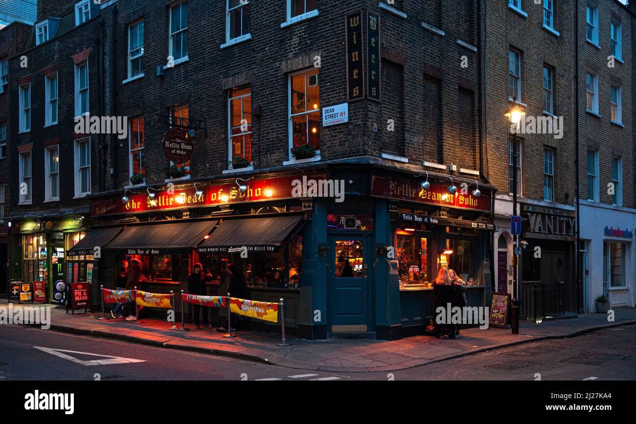 Pub, Soho, Londra, Inghilterra, Regno Unito. Foto Stock