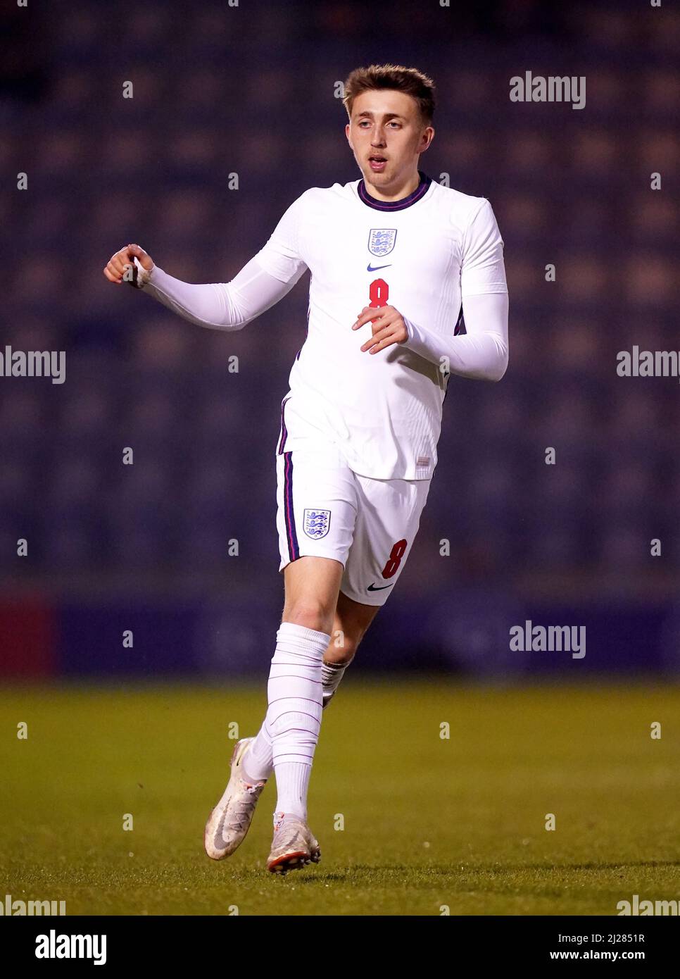 Daniel Neil in Inghilterra durante la partita Under 20 Elite League al JobServe Community Stadium di Colchester. Data foto: Martedì 29 marzo 2022. Foto Stock