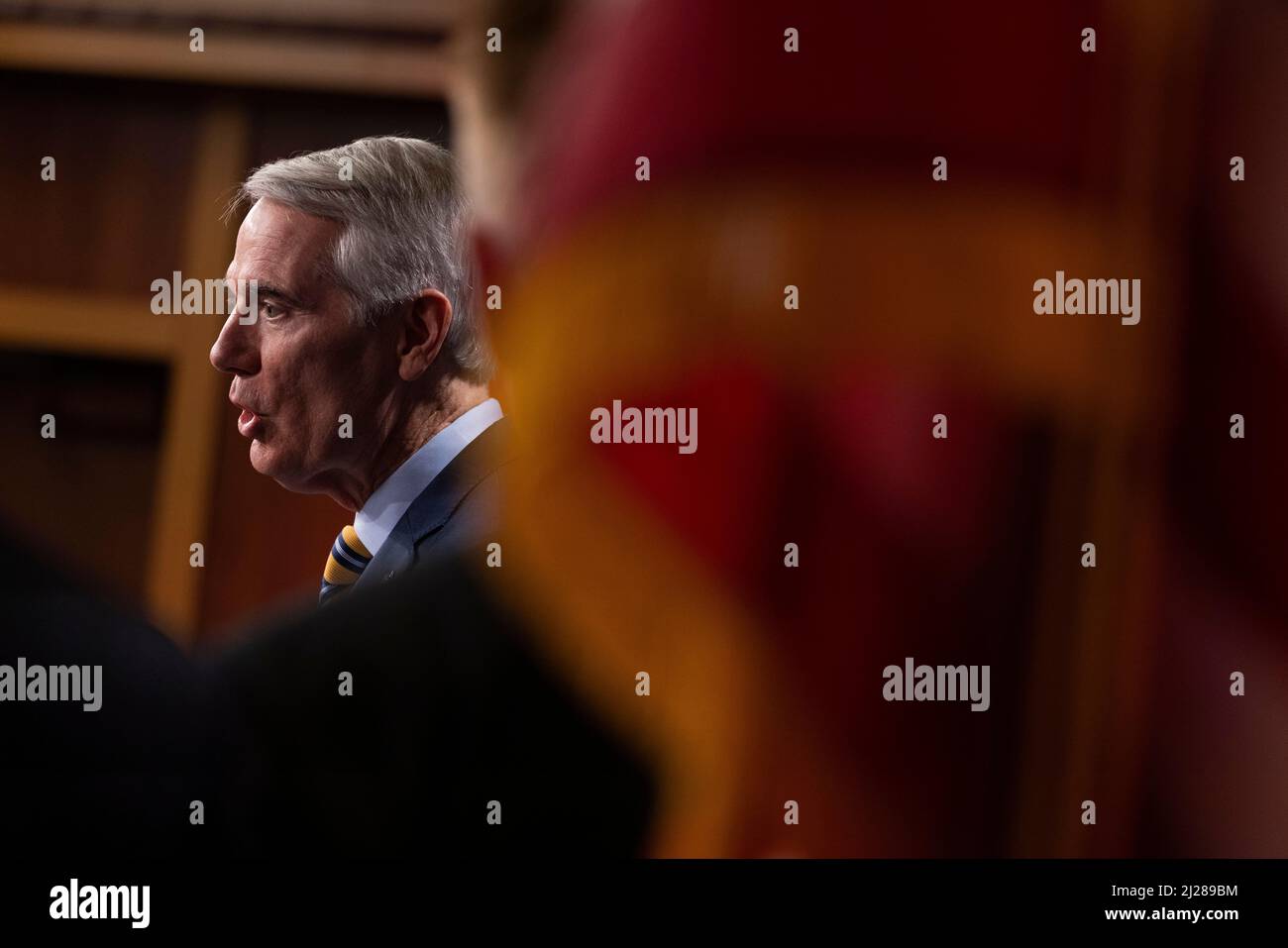 Washington, Stati Uniti d'America. 30th Mar 2022. Il senatore degli Stati Uniti Rob Portman (repubblicano dell'Ohio) parla ad una conferenza stampa GOP sullo stato del confine meridionale degli Stati Uniti nel Campidoglio il 30 marzo 2022, Washington, DC, Stati Uniti credito: Aaron Schwartz/CNP/Sipa USA credito: Sipa USA/Alamy Live News Foto Stock