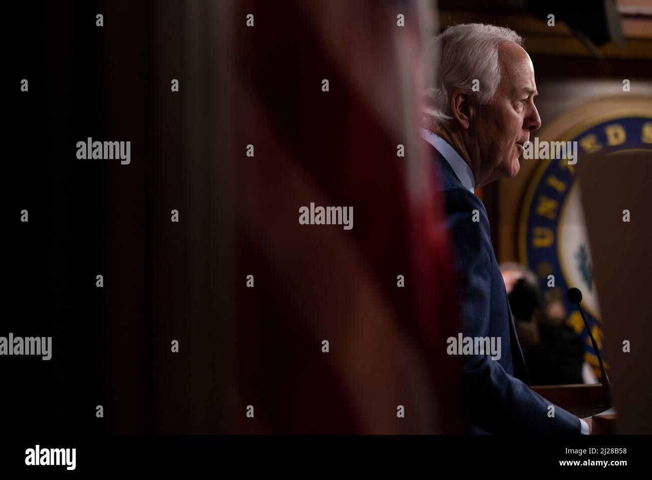 Washington, Vereinigte Staaten. 30th Mar 2022. Il senatore degli Stati Uniti John Cornyn (repubblicano del Texas) parla ad una conferenza stampa della GOP sullo stato del confine meridionale degli Stati Uniti nel Campidoglio il 30 marzo 2022, Washington, DC, Stati Uniti credito: Aaron Schwartz/CNP/dpa/Alamy Live News Foto Stock
