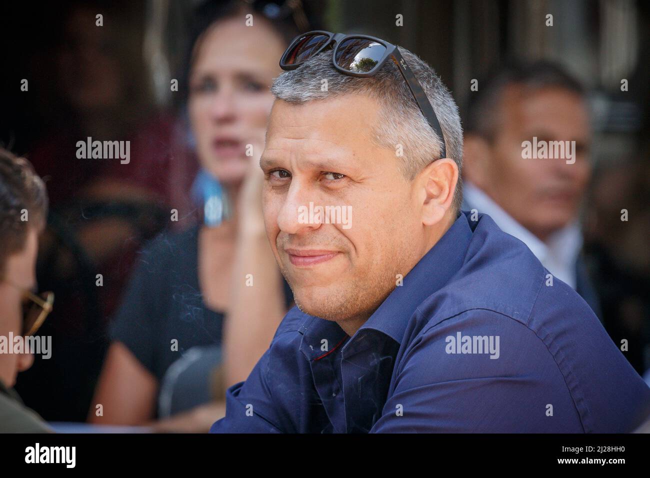 2015-06-27 14:12:36 NLD/Amsterdam/20150627 -Martin Kok op het terras, netherlands out - belgium out Credit: ANP/Alamy Live News Foto Stock