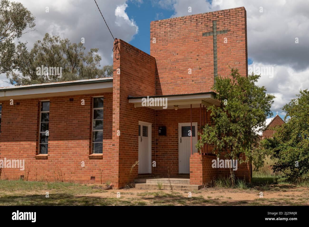 Questa ex chiesa uniting di Delungra è ora di proprietà privata Foto Stock