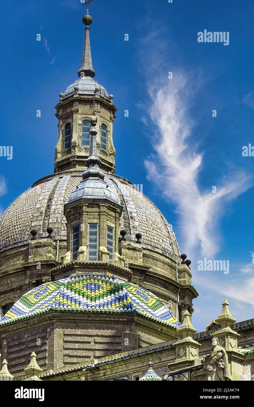 Dettagli architettonici della famosa Basilica di Nuestra Señora del Pilar, (Basilica Cattedrale di nostra Signora del pilastro) Saragozza, Spagna, Aragona Foto Stock