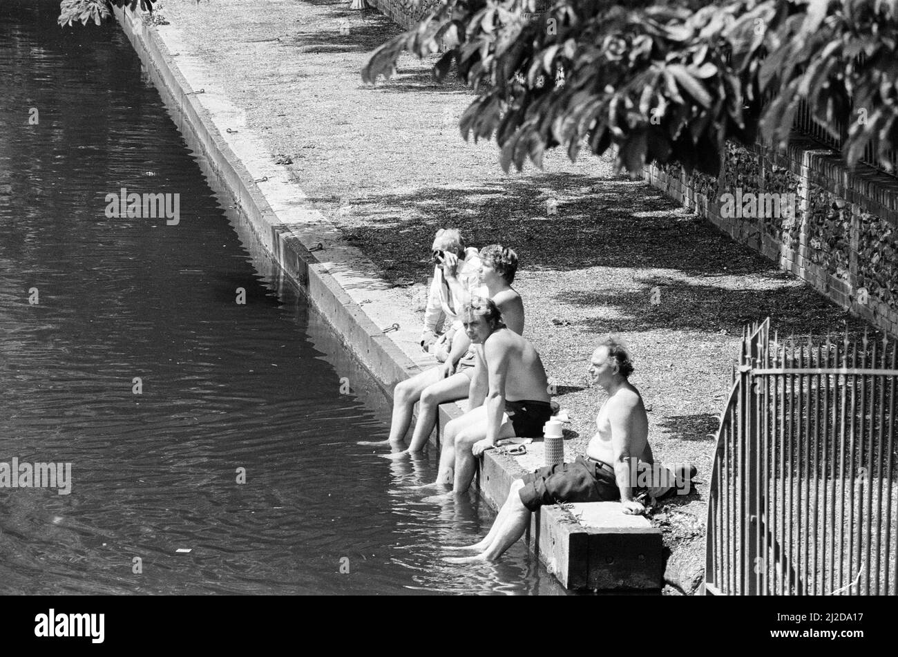 Summer Pics, Forbury Gardens, Public Park, Reading, Berkshire, Giugno 1985 Foto Stock