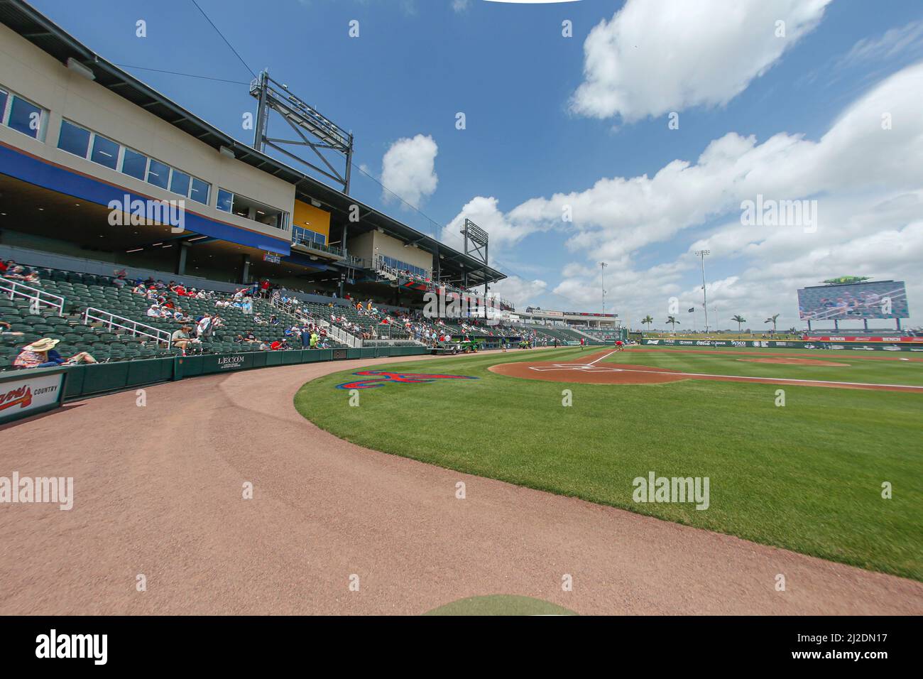 Venice, FL USA: Un'immagine generale dello stadio durante una partita primaverile di baseball tra gli Atlanta Braves e i Tampa Bay Rays, giovedì 31 marzo 2022, al Cooltoday Park. I raggi hanno battuto i Braves 5-1. (Kim Hukari/immagine dello sport) Foto Stock