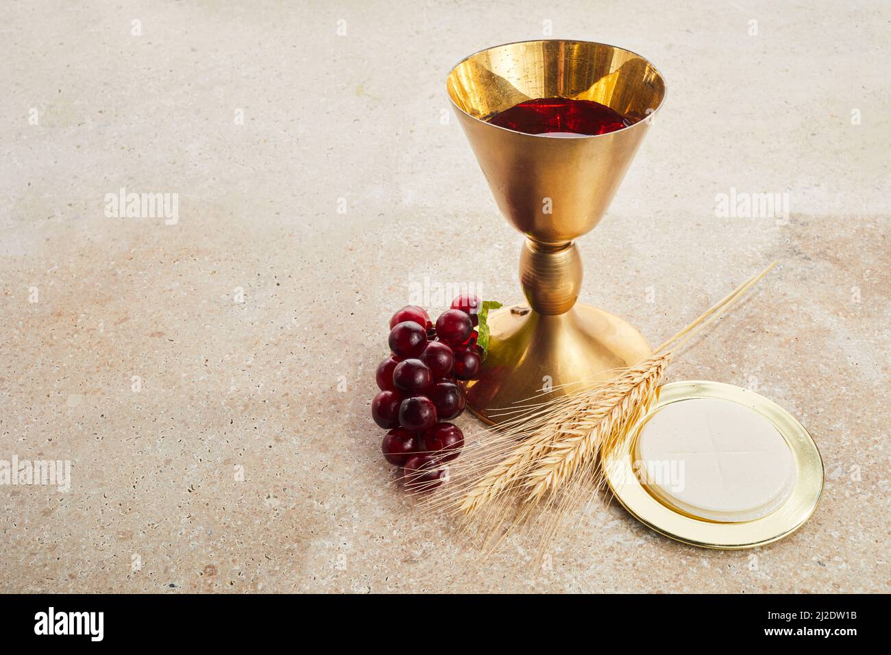 Eucaristia o calice della santa comunione immagini e fotografie stock