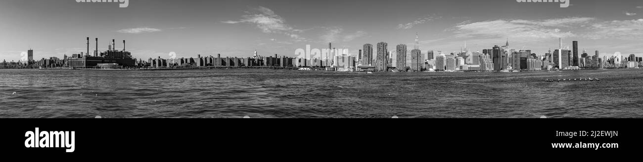 NEW YORK, USA - Oct 6, 2017: Panorama di New York con il fiume Hudson e l'edificio dell'ONU. Foto Stock