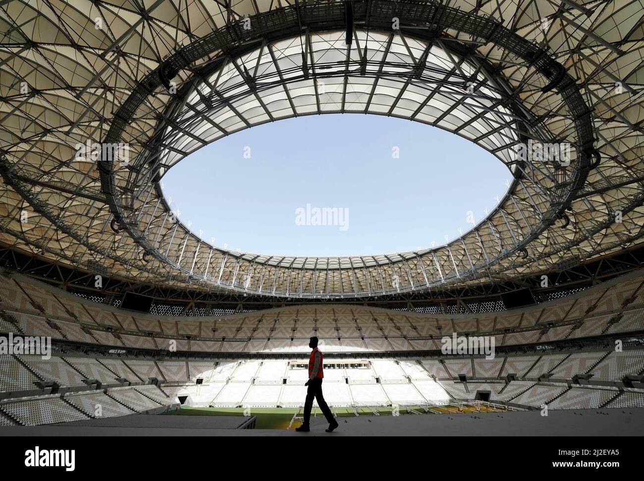 Una panoramica generale del Lusail Stadium, sede della Coppa del mondo FIFA Qatar 2022. Data foto: Venerdì 1 aprile 2022. Foto Stock