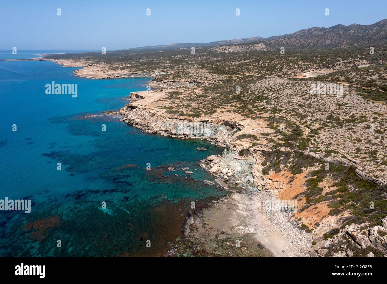 Vista aerea della costa meridionale del Parco Nazionale Akamas, regione di Paphos, Cipro. Foto Stock