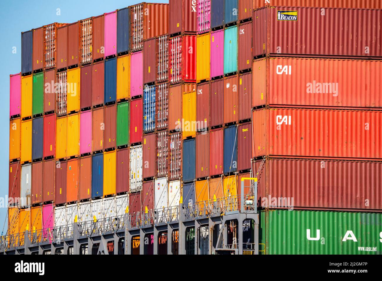 Container su una nave container, nel porto marittimo di Rotterdam, Maasvlakte 2, Container Terminal, a Rotterdam, Paesi Bassi, Foto Stock