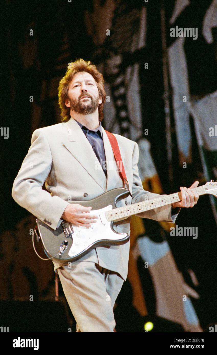 Eric Clapton sul palco a Nelson Mandela il settantesimo compleanno Concerto Tributo, lo Stadio di Wembley, Londra, 11 giugno 1988. Foto Stock
