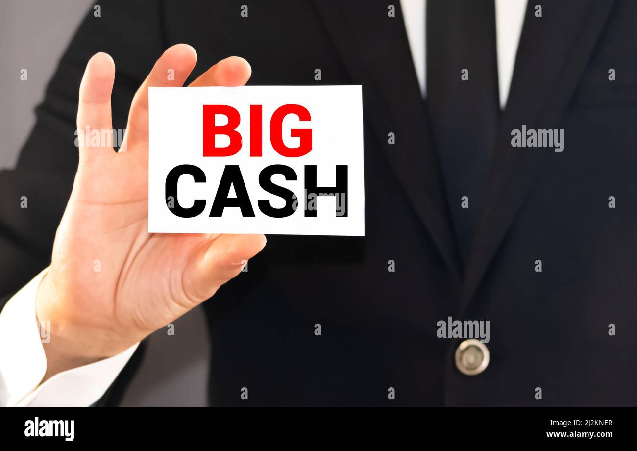 Testo della scrittura carta Rewards. Concetto significato Aiuto guadagnare miglia punti in contanti dagli incentivi di acquisto giornalieri. Foto Stock