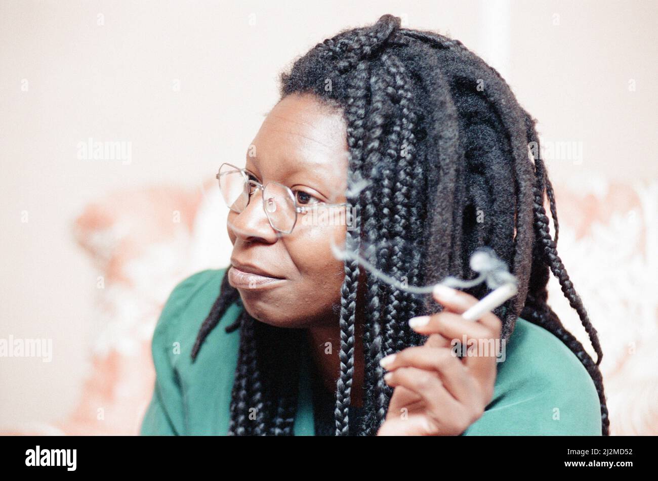 Deauville American Film Festival, Deauville, Francia, settembre 1990. La nostra foto mostra ... Whoopi Goldberg è al festival per promuovere il nuovo film, Ghost, in cui gioca il personaggio di Oda Mae Brown. Foto Stock