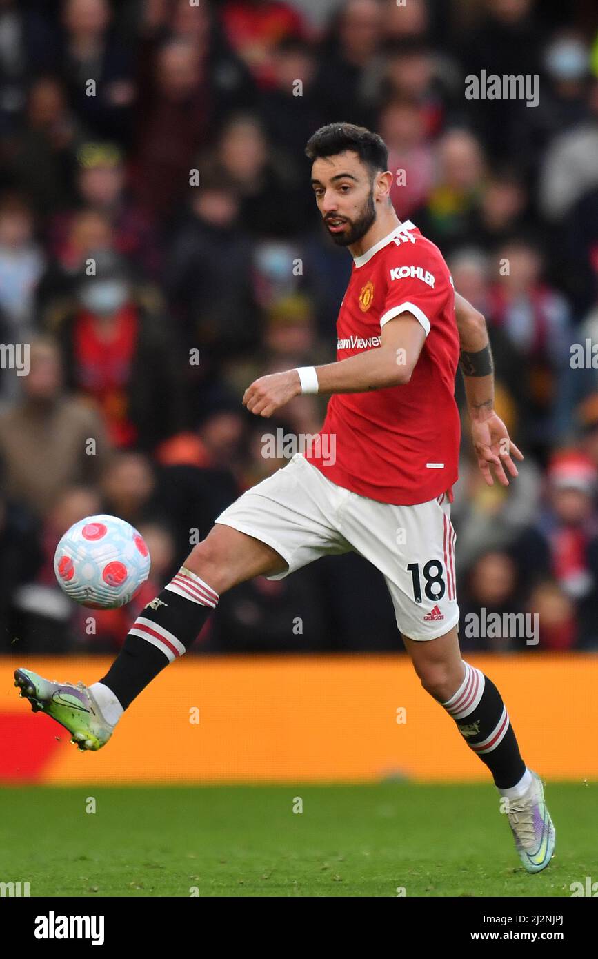 Bruno Fernandes del Manchester United durante la partita della Premier League a Old Trafford, Greater Manchester, Regno Unito. Data foto: Sabato 2 aprile 2022. Il credito fotografico dovrebbe leggere: Anthony Devlin Foto Stock
