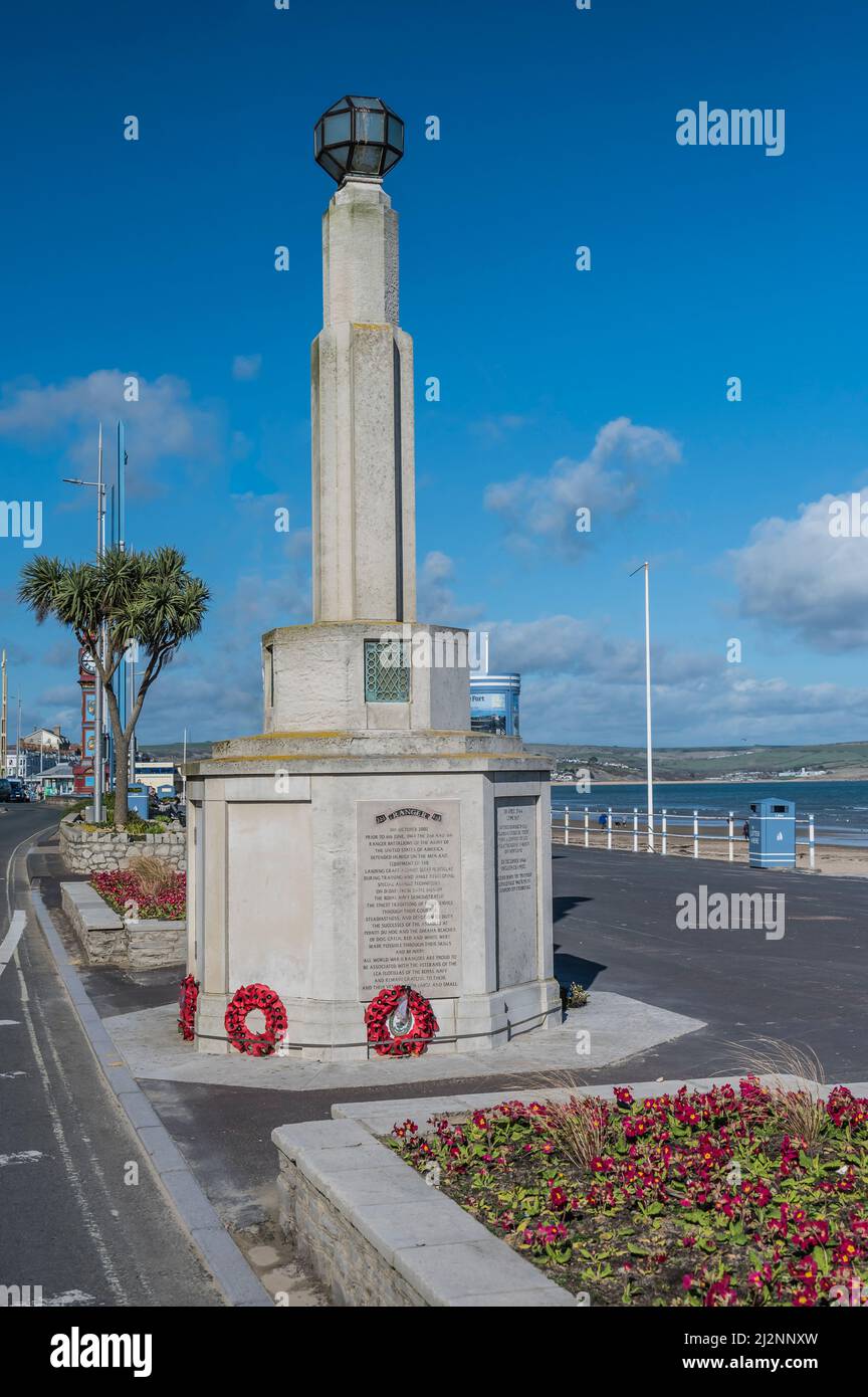 Monumento ai Battaglioni di Ranger americani che si trovavano a Weymouth durante la seconda Guerra Mondiale sulla passeggiata Esplanade di Weymouth che si affaccia sulla Baia di Weymouth Foto Stock
