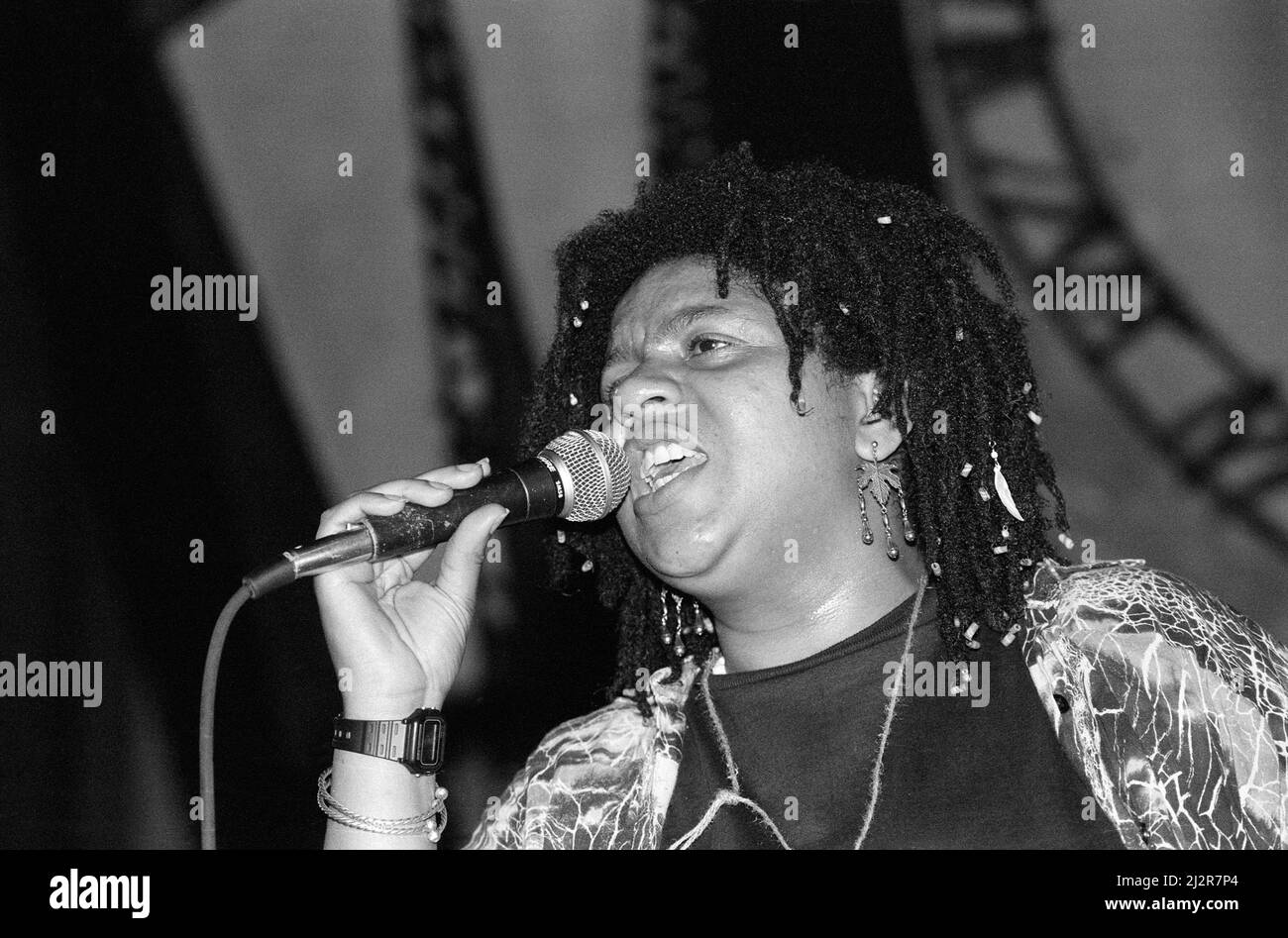 Donette Forte si esibisce al WOMAD Festival di Rivermead a Reading, Berkshire, 18th luglio 1992. Foto Stock