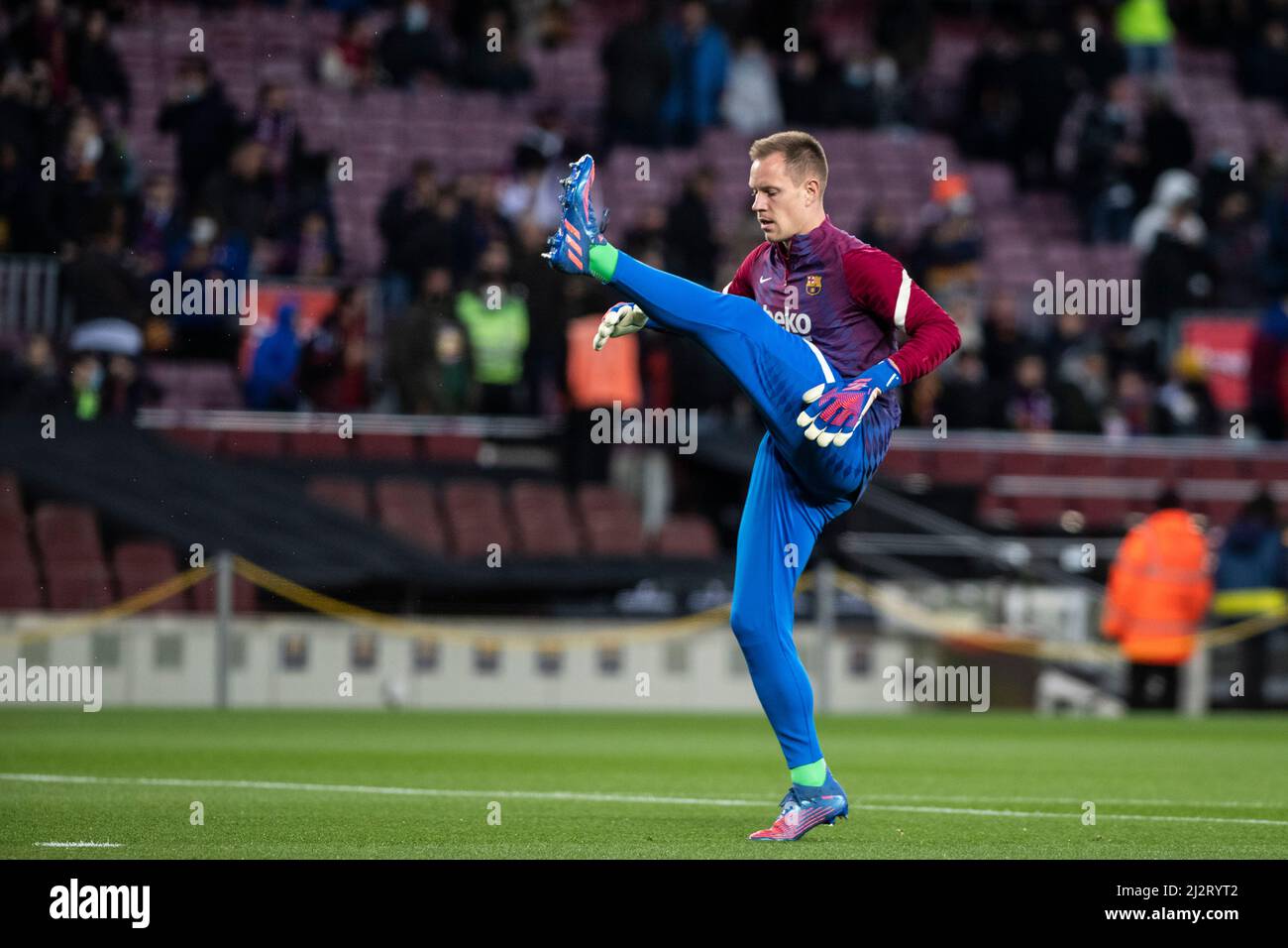 Barcellona, Spagna. 3rd aprile 2022; Nou Camp, Barcellona, Spagna: la liga League football, FC Barcellona contro Siviglia: 1 Marc Andre Ter Stegen del FC Barcellona durante il warmup in la Liga partita contro Sevilla FC nello stadio Camp Nou. Credit: Action Plus Sports Images/Alamy Live News Foto Stock