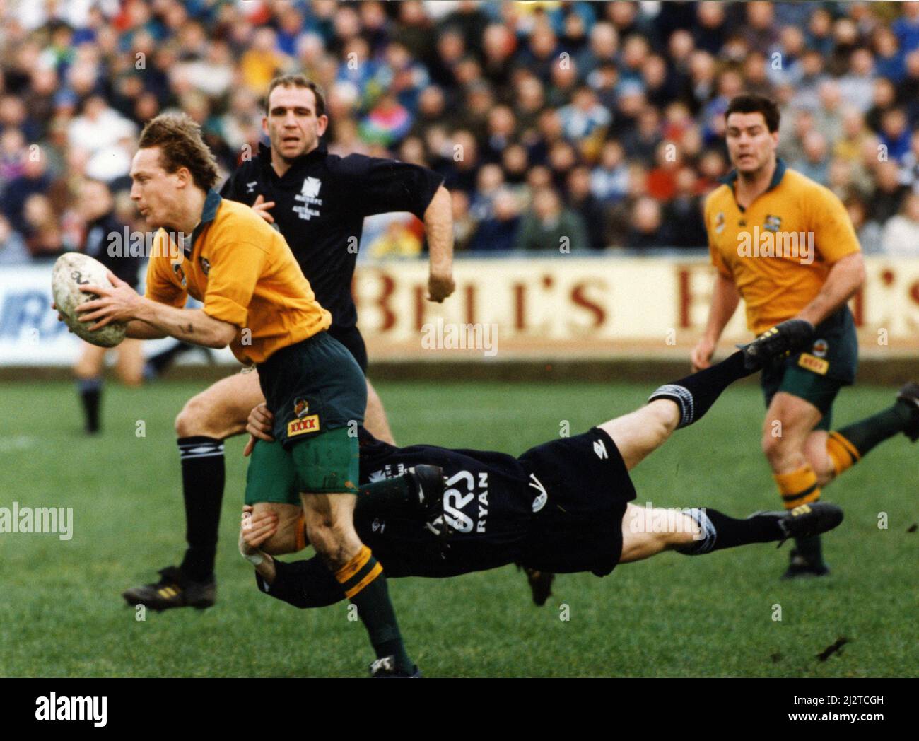 Neath 8-16 Australia, 1992 Australia Rugby Union tour of Europe, noto anche come Wallaby Spring tour, incontro d'azione al Gnoll, Neath, Galles, mercoledì 11th novembre 1992. Foto Stock